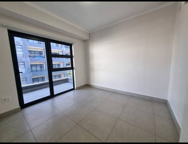 2 BEDROOM APARTMENT FOR SALE IN UMHLANGA RIDGE